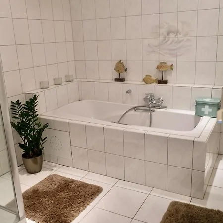 Bed and Breakfast Vroelen-noorbeek 3*