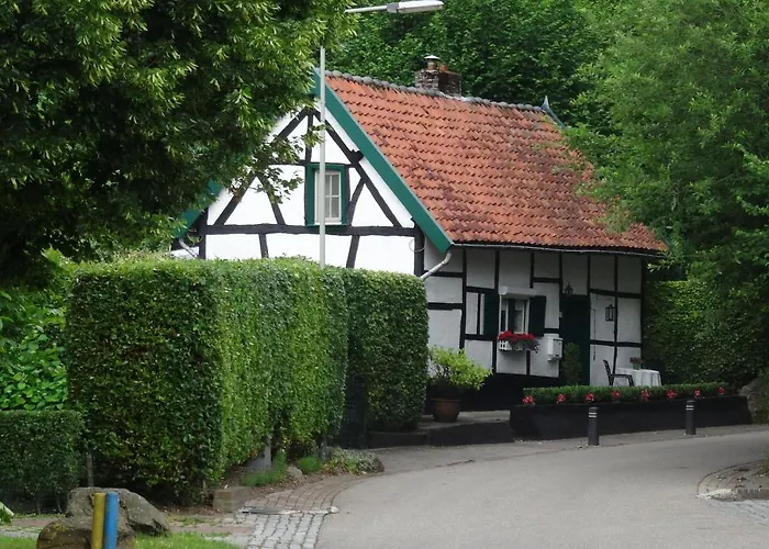 Frühstückspension Vroelen-noorbeek 3*